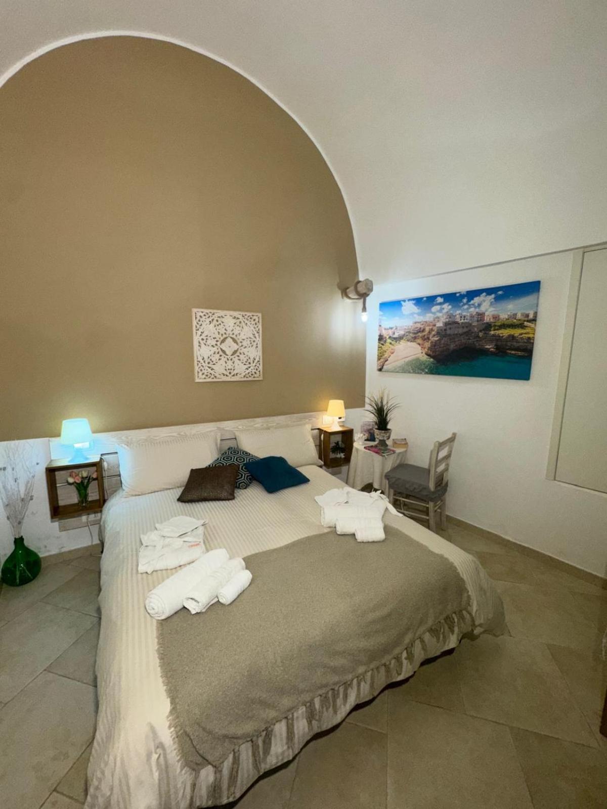 Bed and Breakfast Le Ninfe Del Mare Полиньяно-а-Маре Экстерьер фото