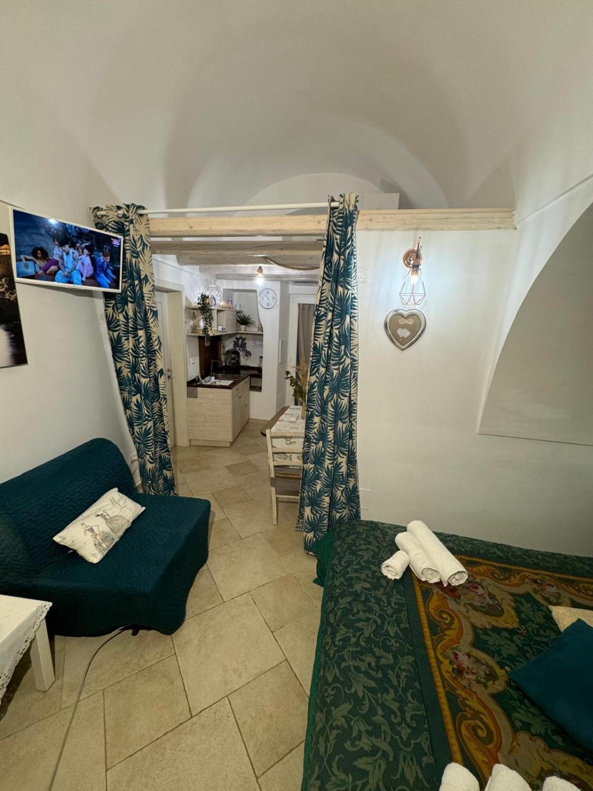 Bed and Breakfast Le Ninfe Del Mare Полиньяно-а-Маре Экстерьер фото