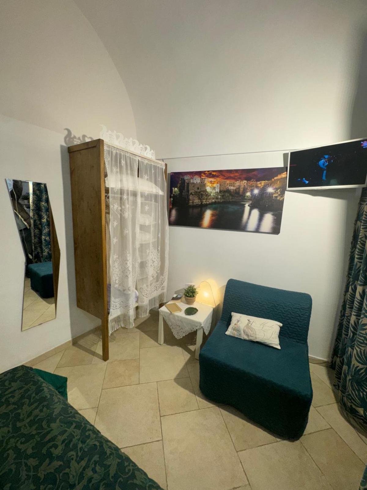 Bed and Breakfast Le Ninfe Del Mare Полиньяно-а-Маре Экстерьер фото